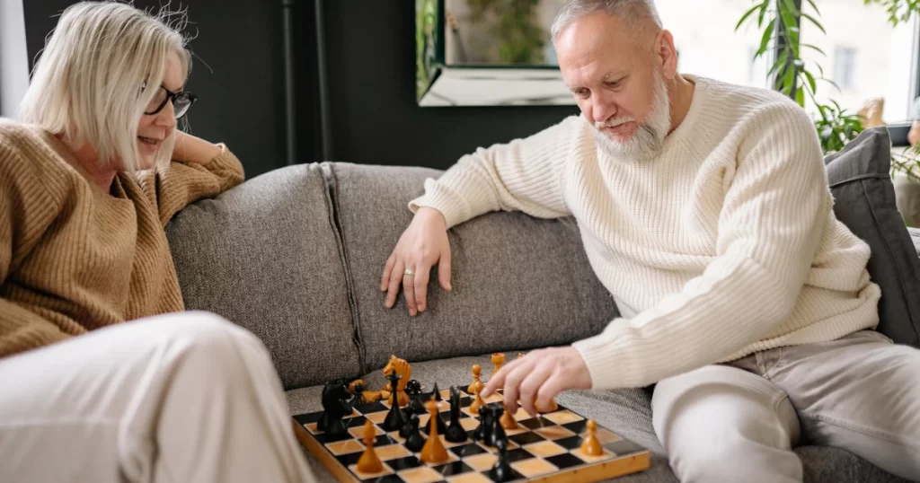 US seniors playing chess as a brain boosting hobby.